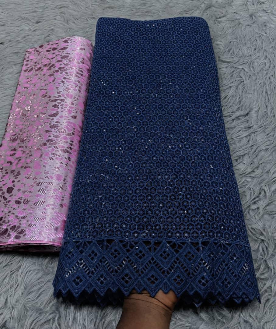 Ensemble de cérémonie en dentelle  pour femme