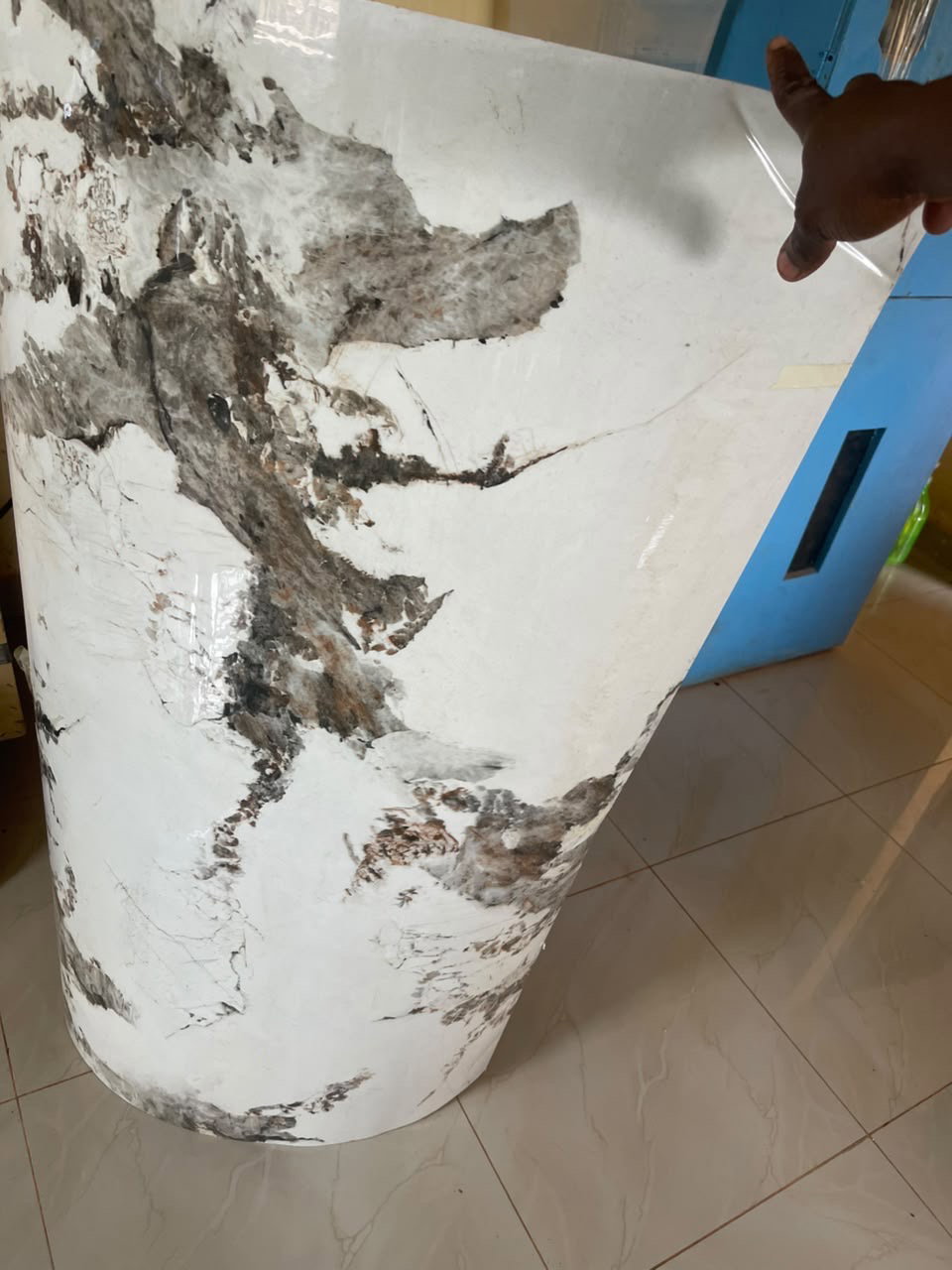 Rouleaux de papier peint effet marbre