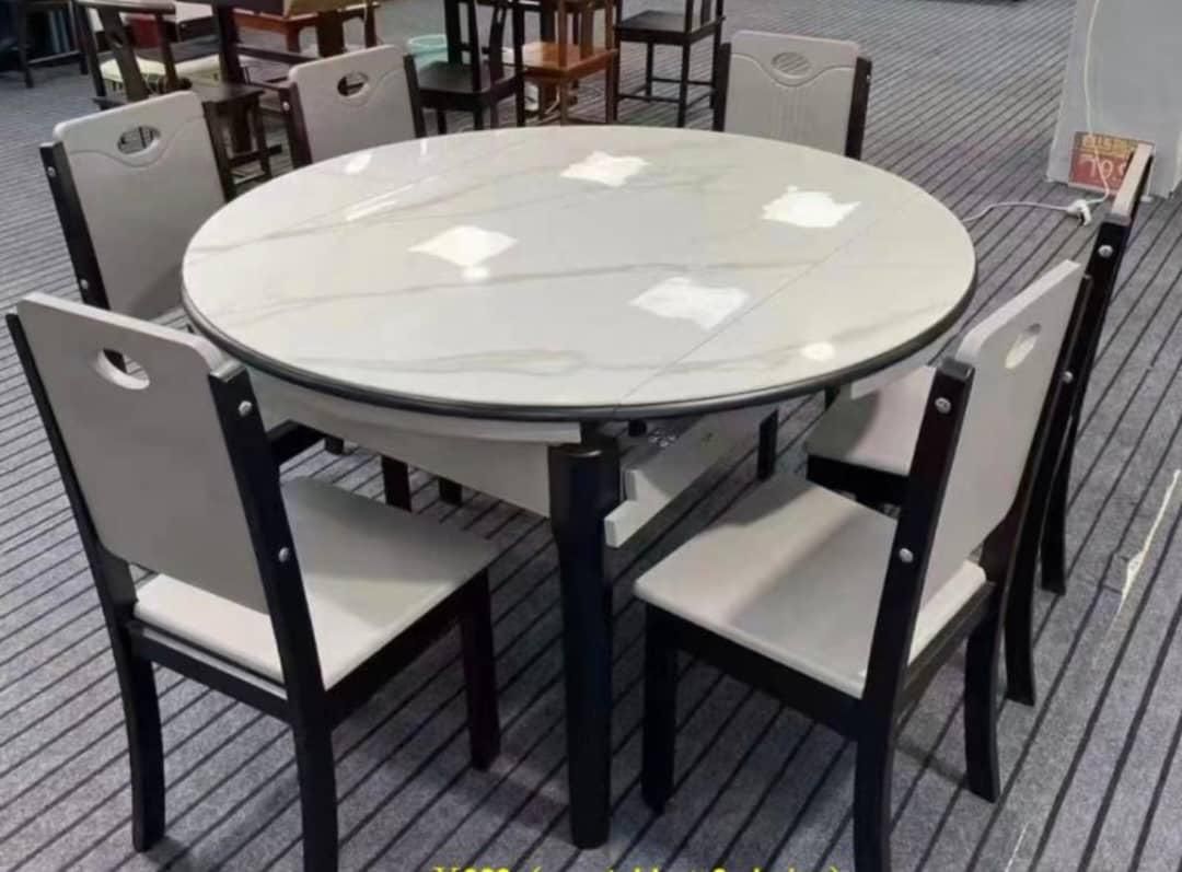 Table à manger rotatif avec 6 chaises