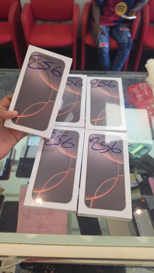 iPhone 13 Pro Max ou 14 Pro Max (Grade A1)