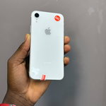 iPhoneXR blanc 64 Go