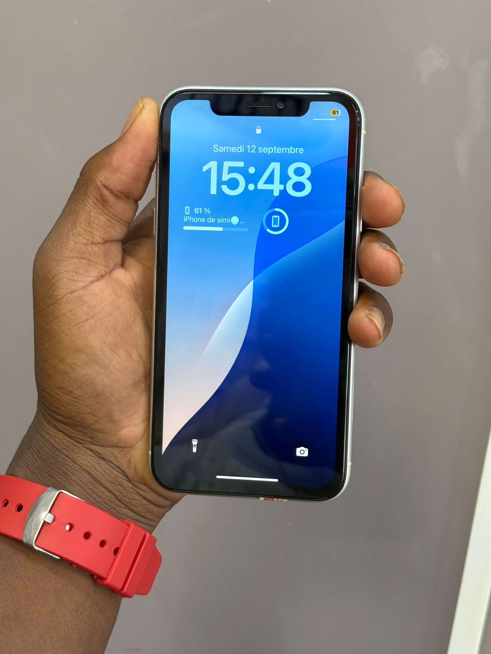 iPhoneXR blanc 64 Go