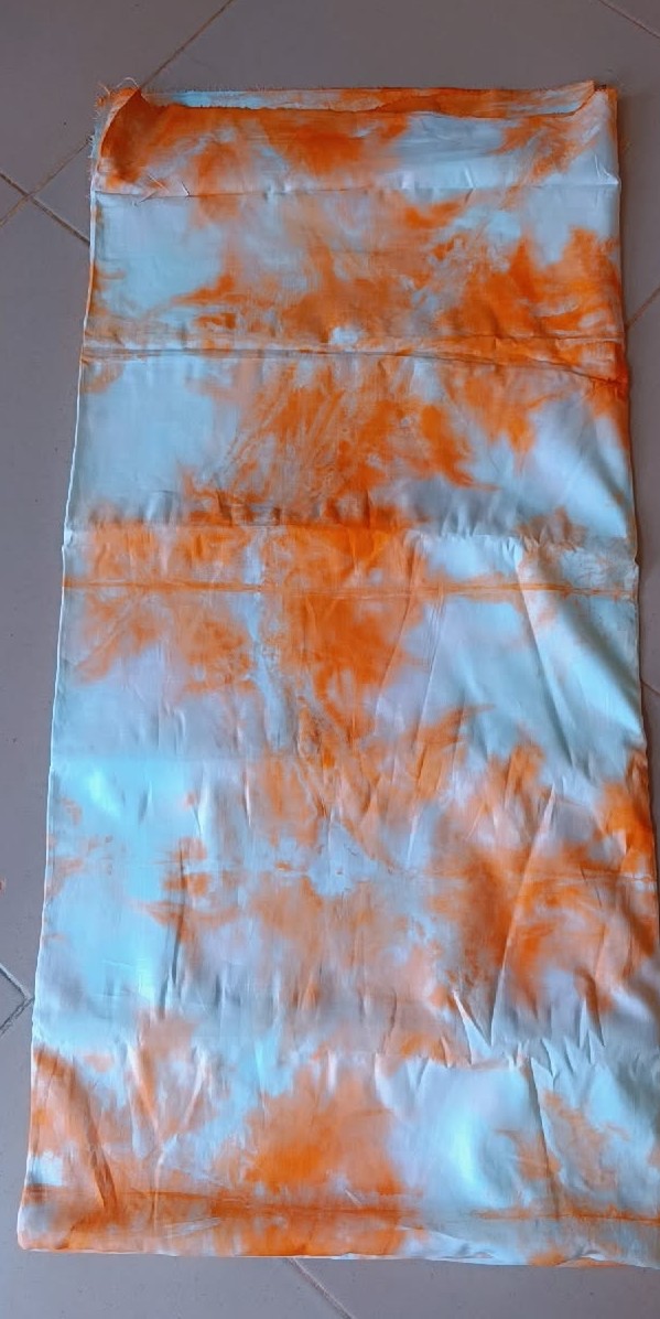 Pagne traditionnel kokodonda tie-dye orange et bleu