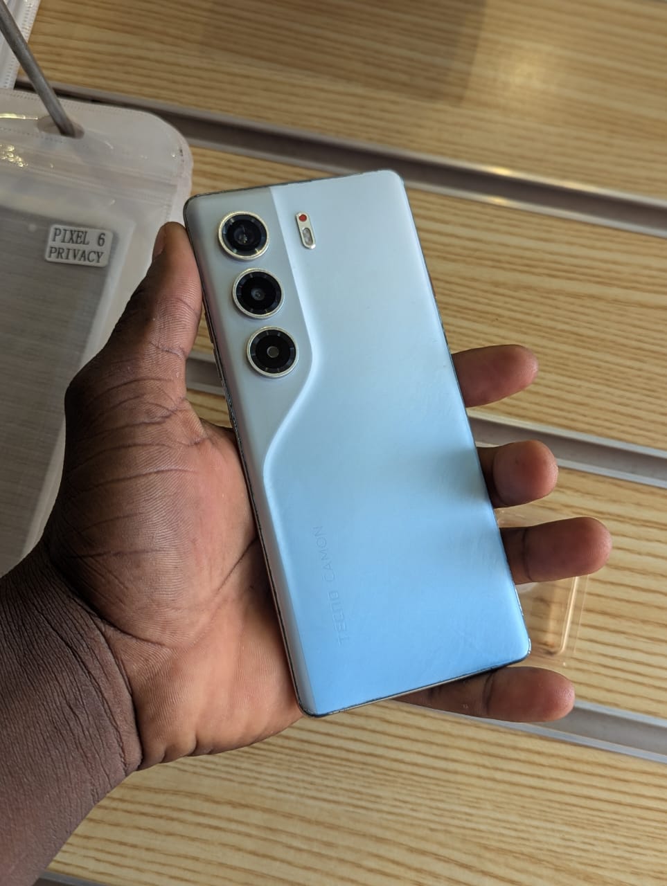 Téléphone Tecno Camon 40Pro