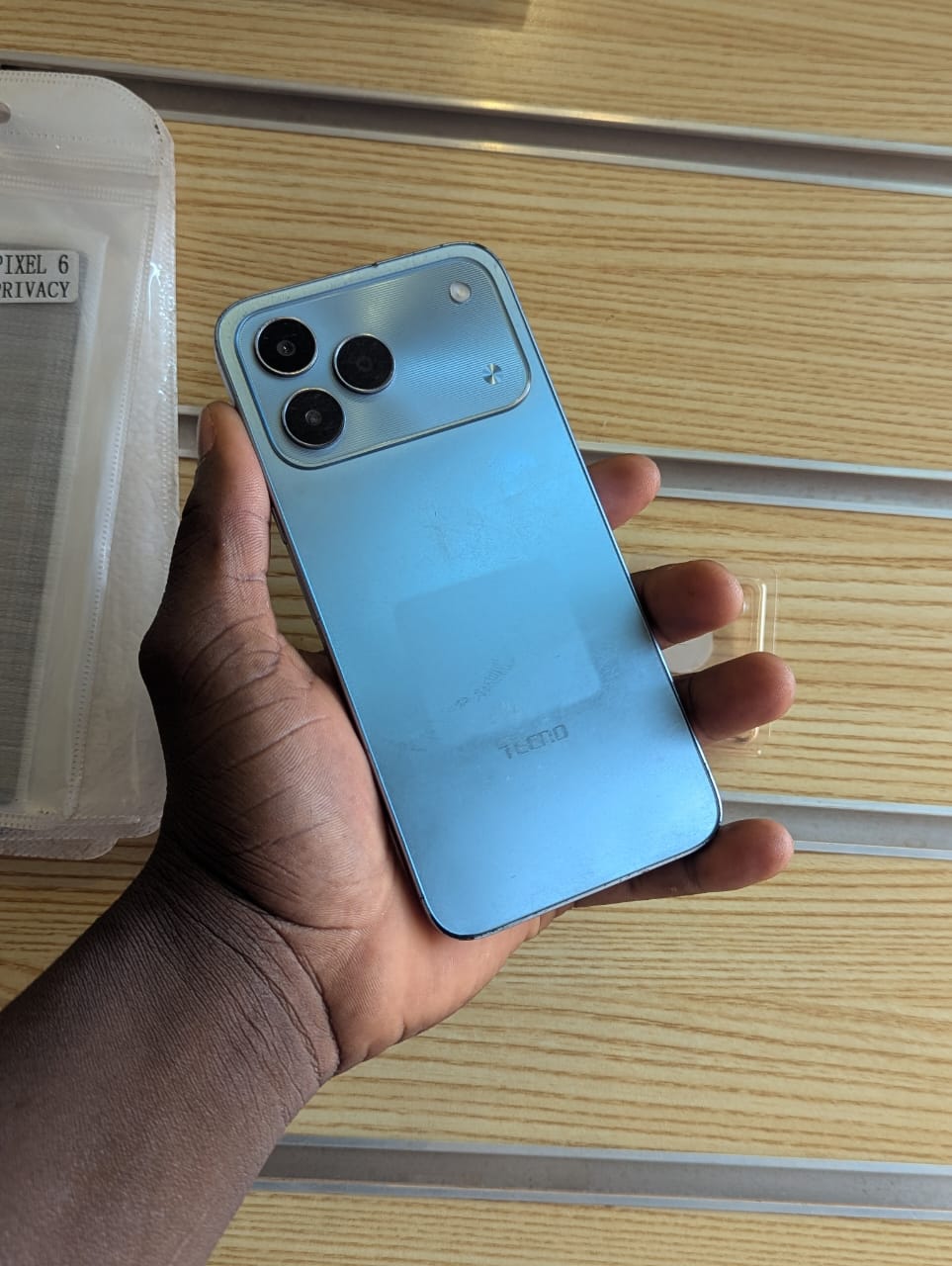 Téléphone mobile Tecno Spark 50 bleu