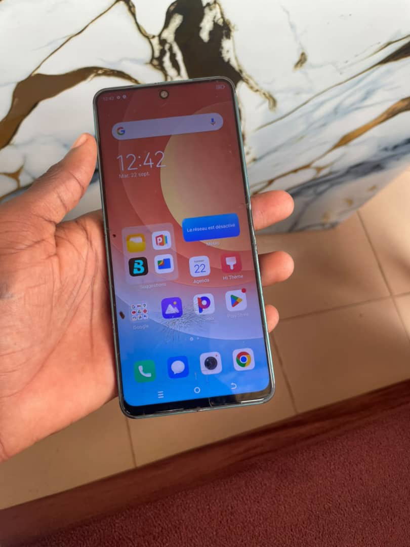 Téléphone portable Android Camon 19 double caméra arrière