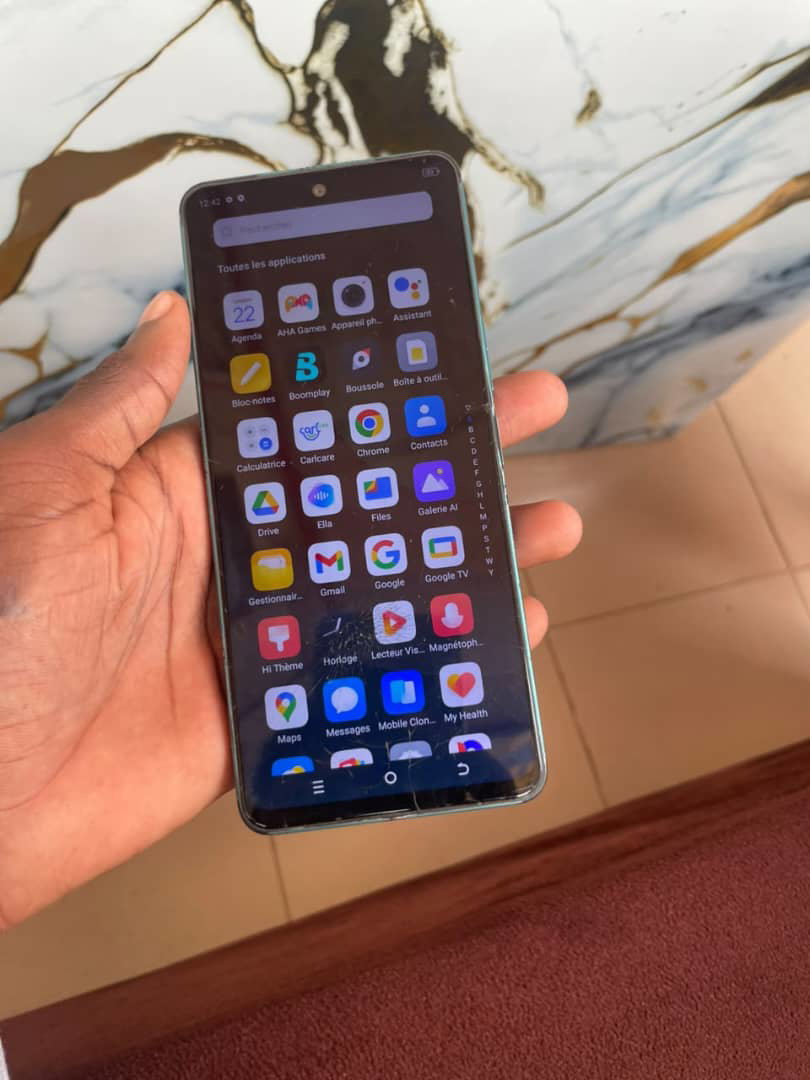 Téléphone portable Android Camon 19 double caméra arrière